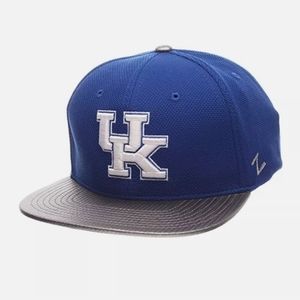 NCAA Kentucky Wildcats Football Hat Cap